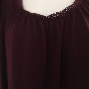 Mudd Tops - Mudd Dark Red Maroon Top Mudd Tops - Mudd Dark Red Maroon Top